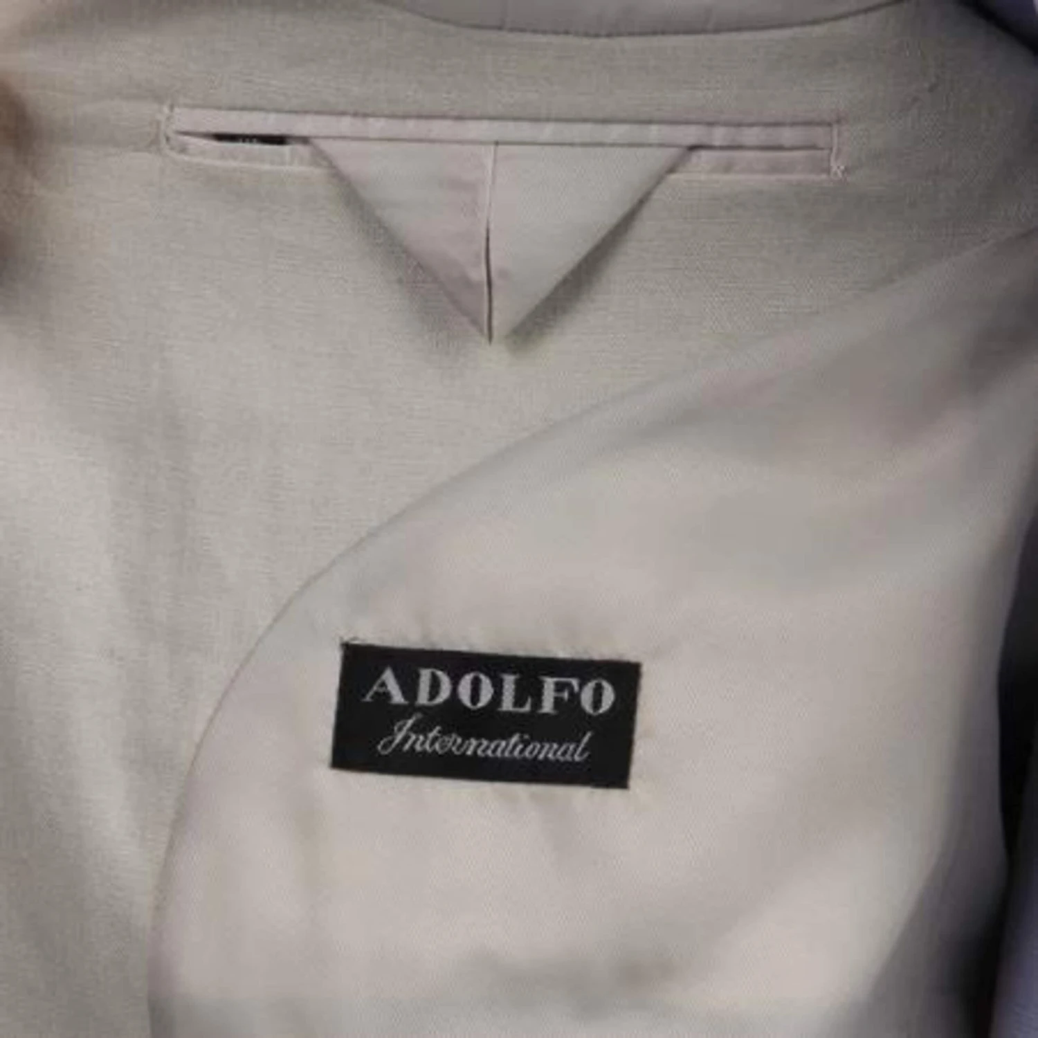 Tan Linen Suit - Two Buttons Tan Wedding / Prom Notch Collared Classic Linen For Beach Wedding Outfit Side Vent Suit 3 Tan Linen Suit - Two Buttons Tan Wedding / Prom Notch Collared Classic Linen For Beach Wedding Outfit Side Vent Suit - Image 3