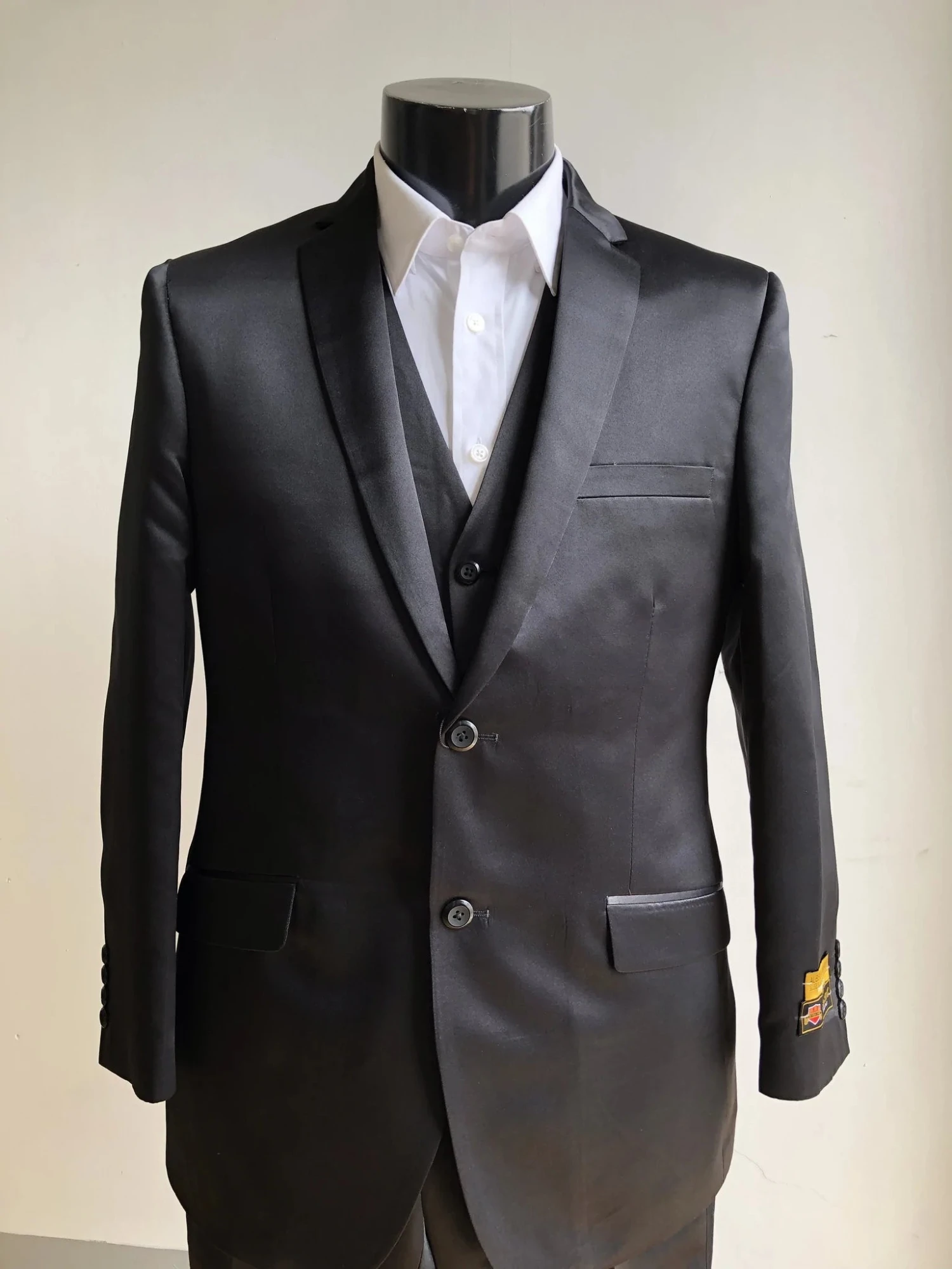 Mens Suits Pasadena - Two Button Suits 1 Mens Suits Pasadena - Two Button Suits