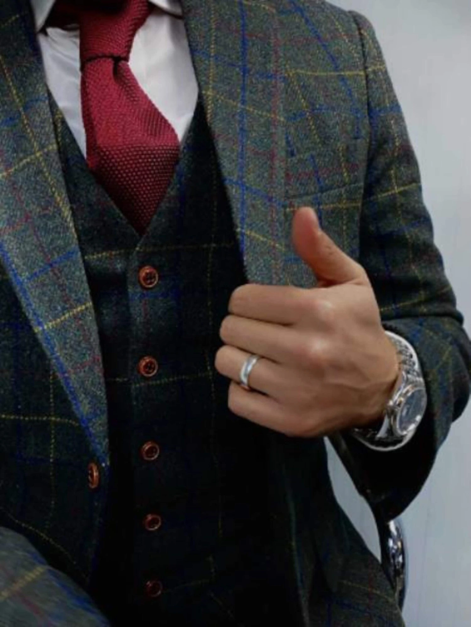 Green Tweed Suit- Green Herringbone Fabric Winter Suit - Vintage EnglishSuit 3 Green Tweed Suit- Green Herringbone Fabric Winter Suit - Vintage EnglishSuit - Image 3