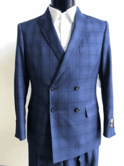 Super 150 Wool Suit - 4 Button Closure Suit